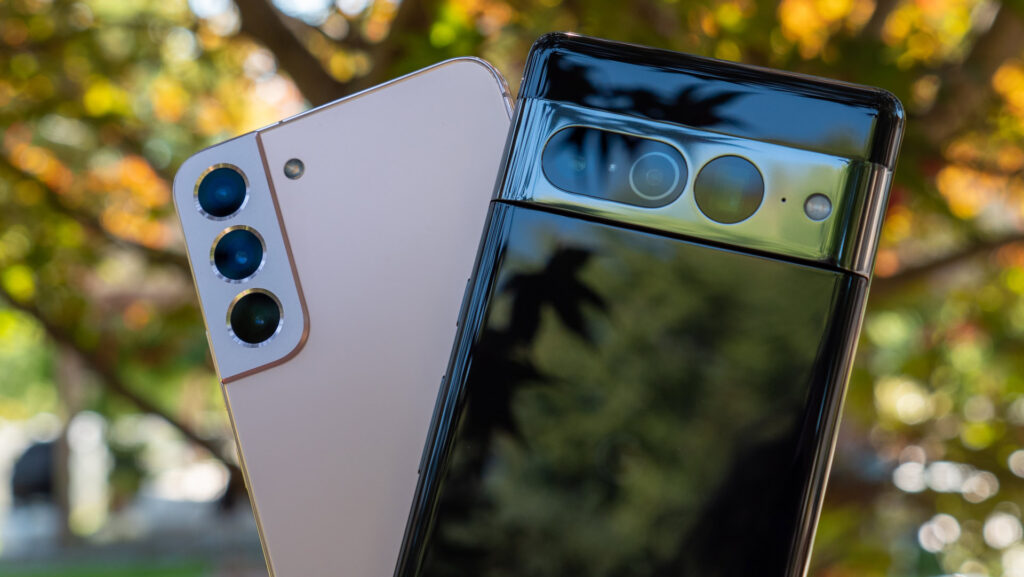 google pixel 7 pro vs samsung galaxy s22 plus cameras
