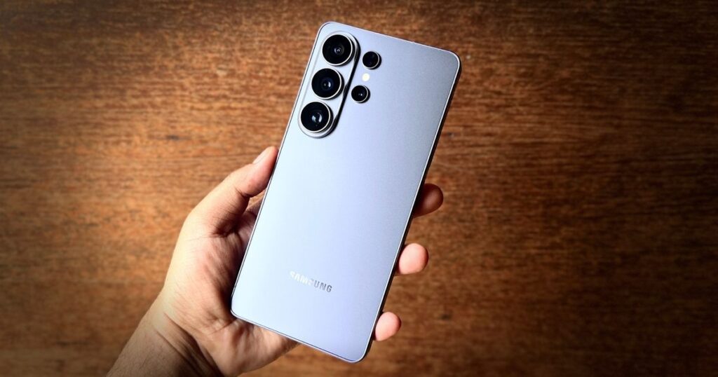 Samsung's Galaxy S27 Pro and Ultra could finally ditch that ancient selfie camera